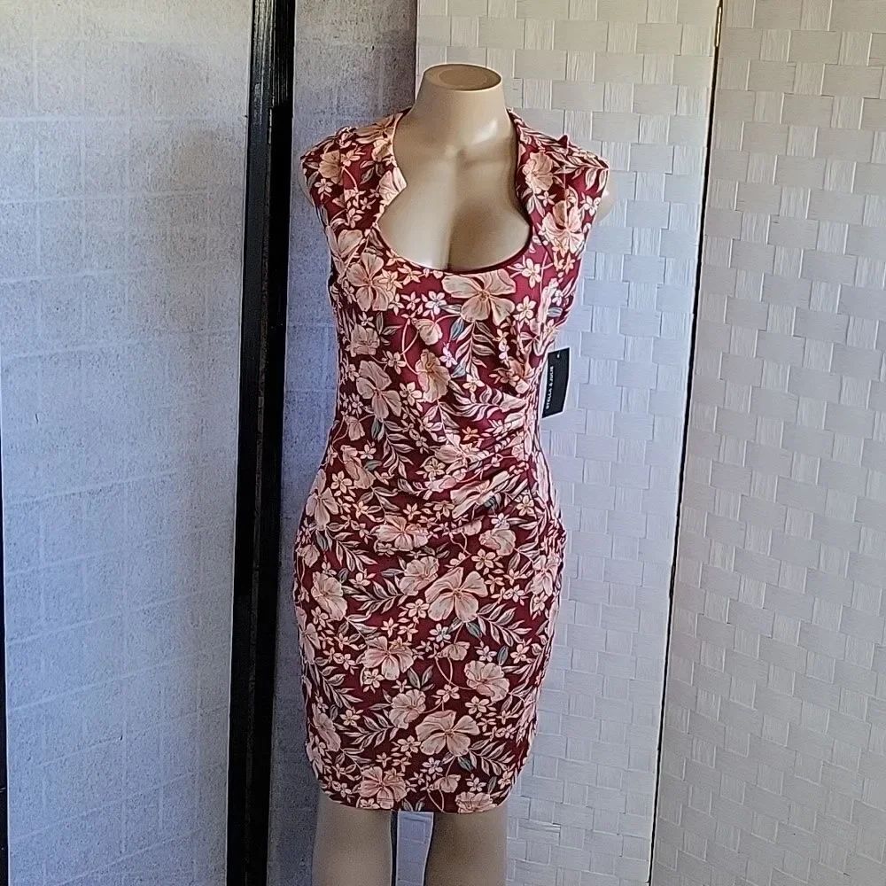 BRAND NEW STELLA & JULIE FLORAL PRINT DESIGN MULTI-COLOR SLEEVELESS SHEATH DRESS